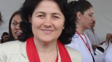 CHP'de Kadın Koları Genel Başkanlığına adaylığını ilk açıklayan Hilal Dokuzcan Oldu