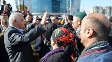 Tapu Mağdurları Belediyeye Yürüdü