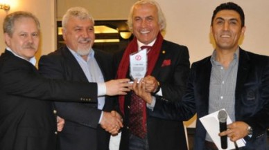 İYGAD üyelerine TEŞEKKÜR etti