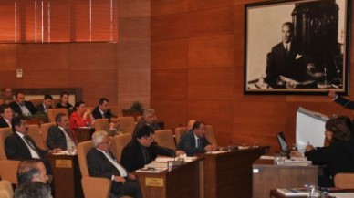 Meclis yine karıştı