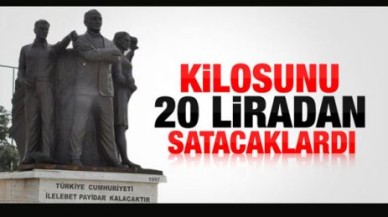 Atatürk heykelini çalıp satacaklardı