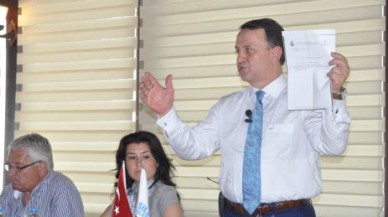 KARA KEDİYİ BİLİYORUM