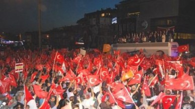 'Bu iktidar yüzde 76'nın hizmetkarıdır'