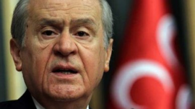 Bahçeli o bayrakların hesabını soracak