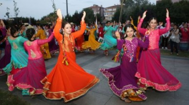 GÖL FESTİVALİ'NDE İSMAİL YK COŞTURDU