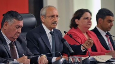 CHP’liler iki ay daha bekleyecek!