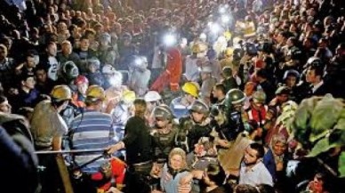 Soma'da ölen işçi ailelere ödenecek maaş belli oldu.