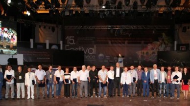 Nedim Şener plaket verdi