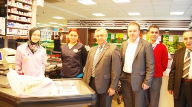 Önce protesto sonra teşekkür