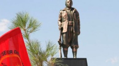 Diyarbakır'da Mahsum Korkmaz'ın Heykeli Dikildi