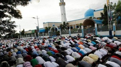 Bayram Namazı İstanbul'da 07.45'te Kılınacak