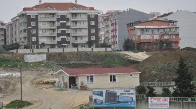 CEMEVİ İNŞAATI KADERİNE TERK EDİLDİ