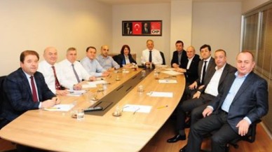 Karayalçın CHP'li Belediye Başkanları ile buluştu