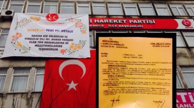 MHP Büyükçekmece'nin afişleri indirildi