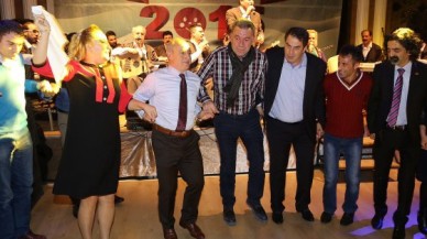 Akgün: Yapılamayanları başaran bir ekibiz