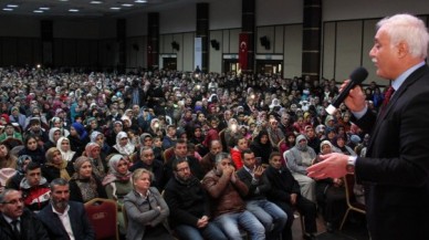 ESENYURT’TA NİHAT HATİPOĞLU İZDİHAMI