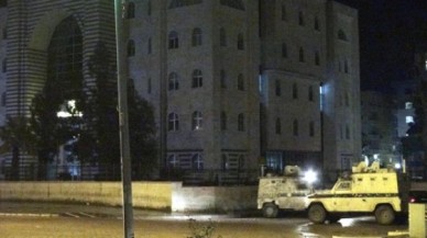 Cizre Kaymakamlığı'na roketatarlı saldırı