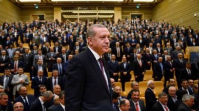 AK PARTİ halk desteğini kaybediyor