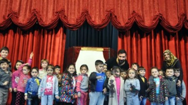 “KARAGÖZ TATİLDE” minikleri mutlu etti