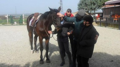 CHP'dene Engelli Çocukları Jest