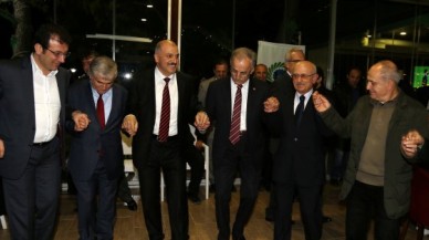 Kurtlarını döktüler