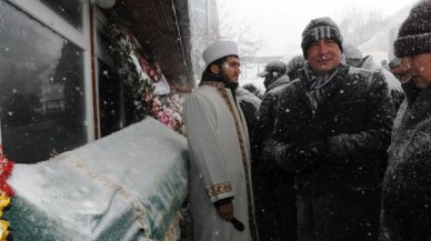 Gözyaşlarına hakim olamadı