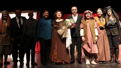 Kuvay-ı Milliye kadınları ayakta alkışlandı