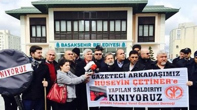 Gazeteciye Yönelik Şiddeti Siyah Çelenkle Protesto Ettiler