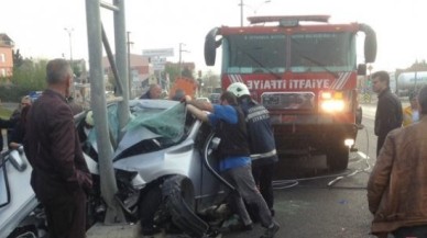 Tabela ayağına saplandı