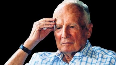 Kenan Evrene tören krizi