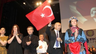 19 MAYIS BAKIRKÖY’DE COŞKUYLA KUTLANDI