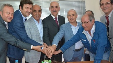 Reşit Oral emekli oldu