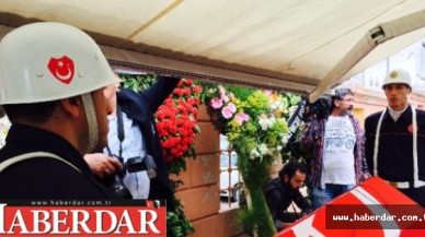 Son Yolculuğuna İtfaiye Aracıyla Uğurlandı