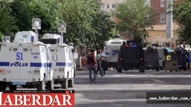 Diyarbakırı karıştıran saldırılar: 4 ölü