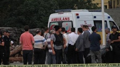 Pozantıda Emniyet Müdürlüğüne saldırı: 2 şehit