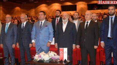 Zirvenin İsimleri Haliç Kongre Merkezi’nde Buluştu