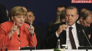 Merkelden kritik Türkiye açıklaması