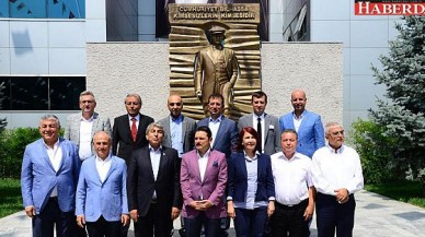 CHPli Başkanlar: Darbeye şiddetle karşıyız