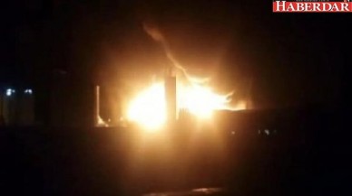 Silivride fabrika alev alev yandı