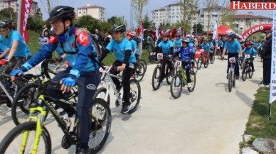 Büyükçekmecede pedallar 23 Nisan için döndü