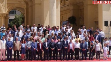 Büyükçekmece ailesi, yeni evinde çifte bayram yaşadı