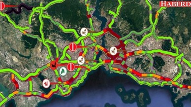 Köprüdeki çalışma trafiği felç etti