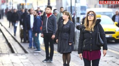 Türkiye Atasına Ağlıyor! Saat 9u 5 Geçe, Tüm Ülkede Hayat Durdu