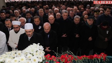 Dostları Başkan Akgün’ü acı gününde yalnız bırakmadı