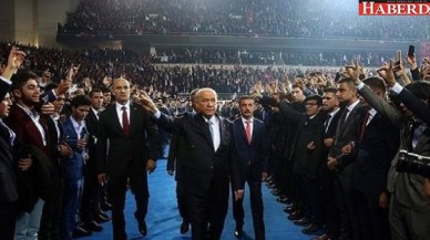 Devlet Bahçeli adaylık kararını verdi