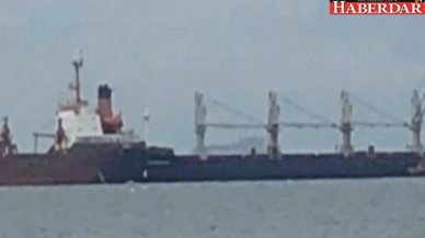 Yenikapı açıklarında iki gemi çarpıştı