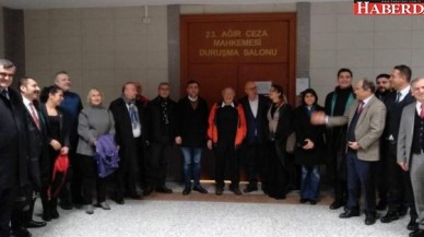 CHPliler Eren Erdem için adliyede