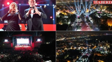 Sultanahmet Meydanında muhteşem 29 Ekim Cumhuriyet Bayramı kutlaması