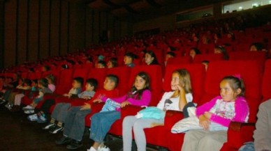 Çocuklara ücretsiz Tiyatro…