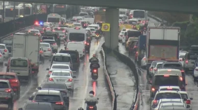 Uzmanı uyardı! Yağışlı havalar trafikte riskleri artırıyor!
